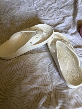 CROCS White Platform Flip Flops